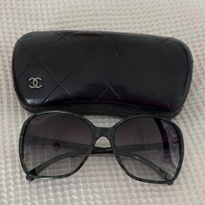 CHANEL Green Sunglasses with Quilted Case